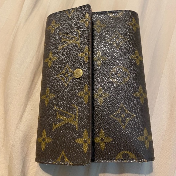 Louis Vuitton authentic wallet